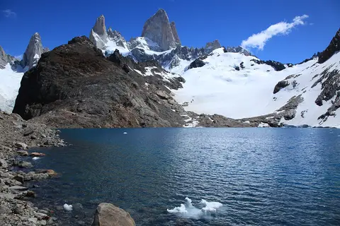 Mount Fitz Roy above Laguna de los Tres, Patagonia